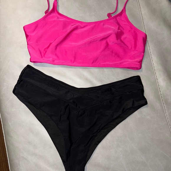 TWO bikinis by SHEIN - Picture 4 of 5